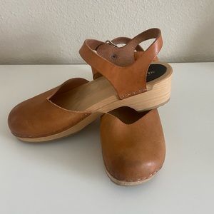 Hasbeen Swedish Clogs , size 37